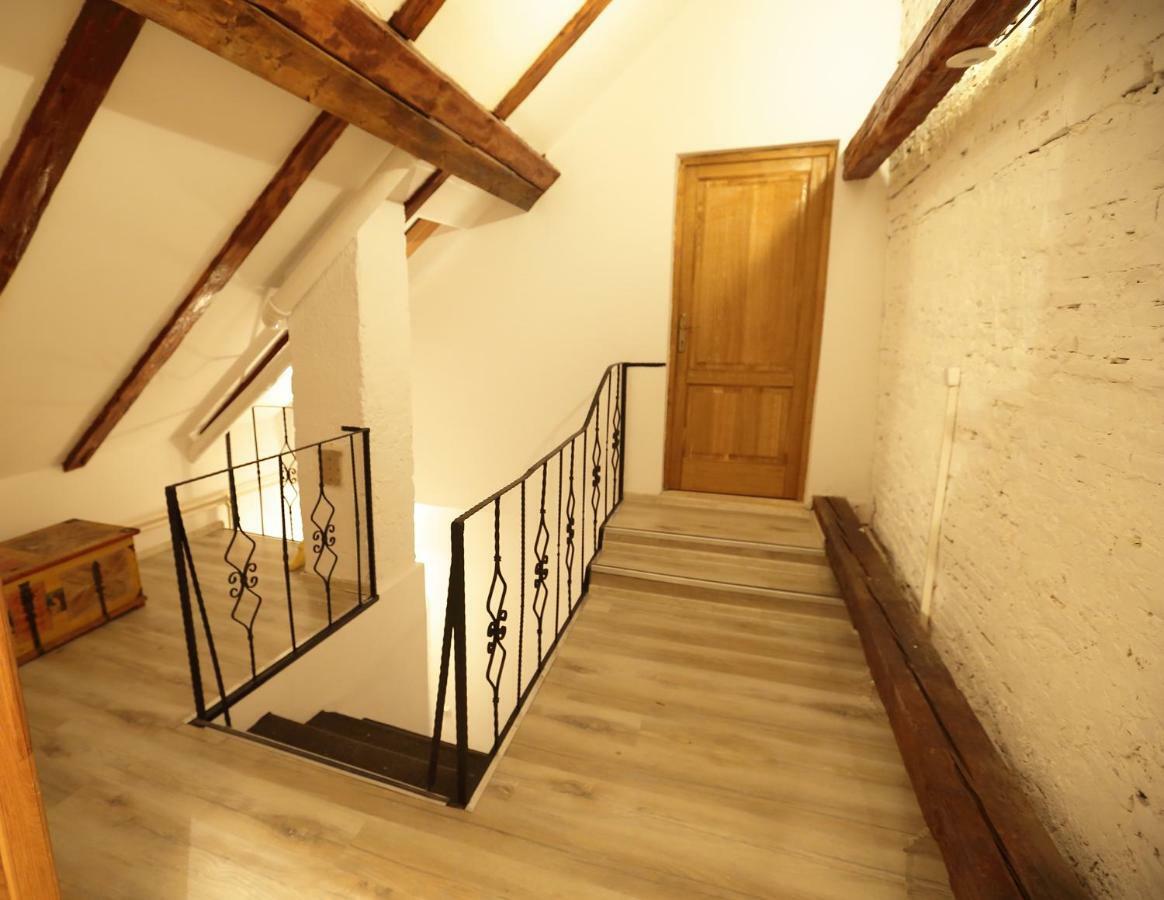 4 Rooms Piata Sfatului Braşov Eksteriør billede