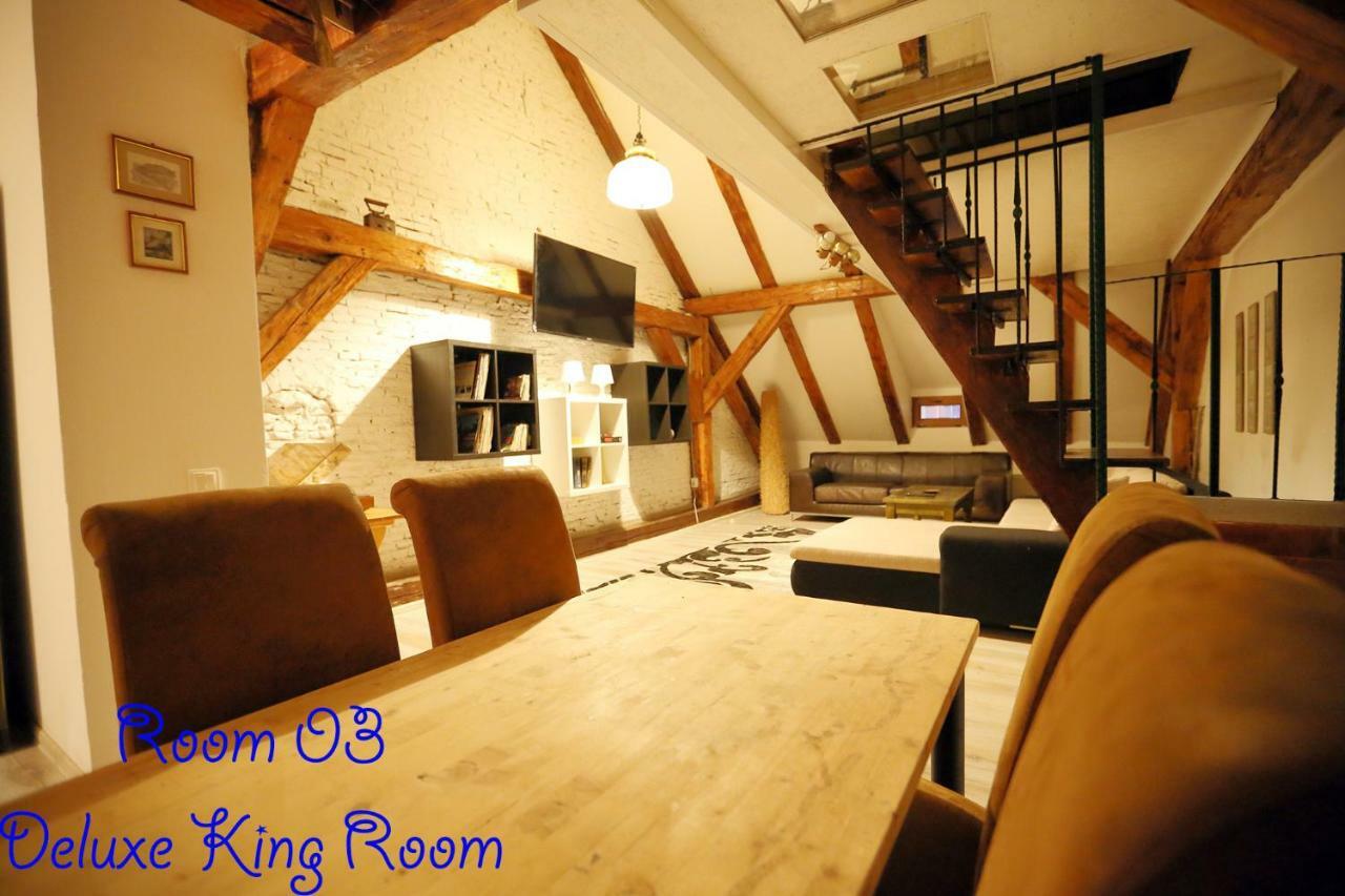 4 Rooms Piata Sfatului Braşov Eksteriør billede